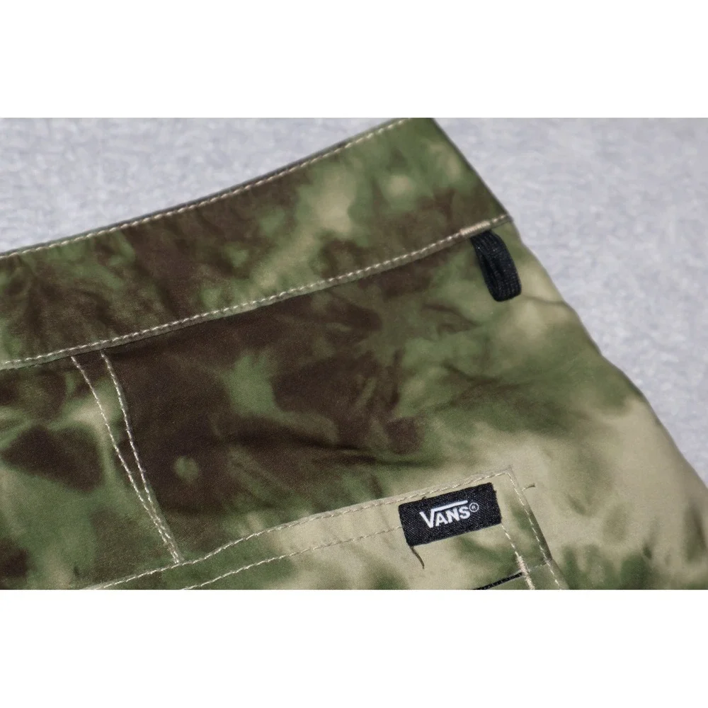 Vans Board Shorts Mens 38 Green Tie Dye Camo Zipper Pockets Surf Swim 9